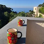 Apartament Casa Karian *